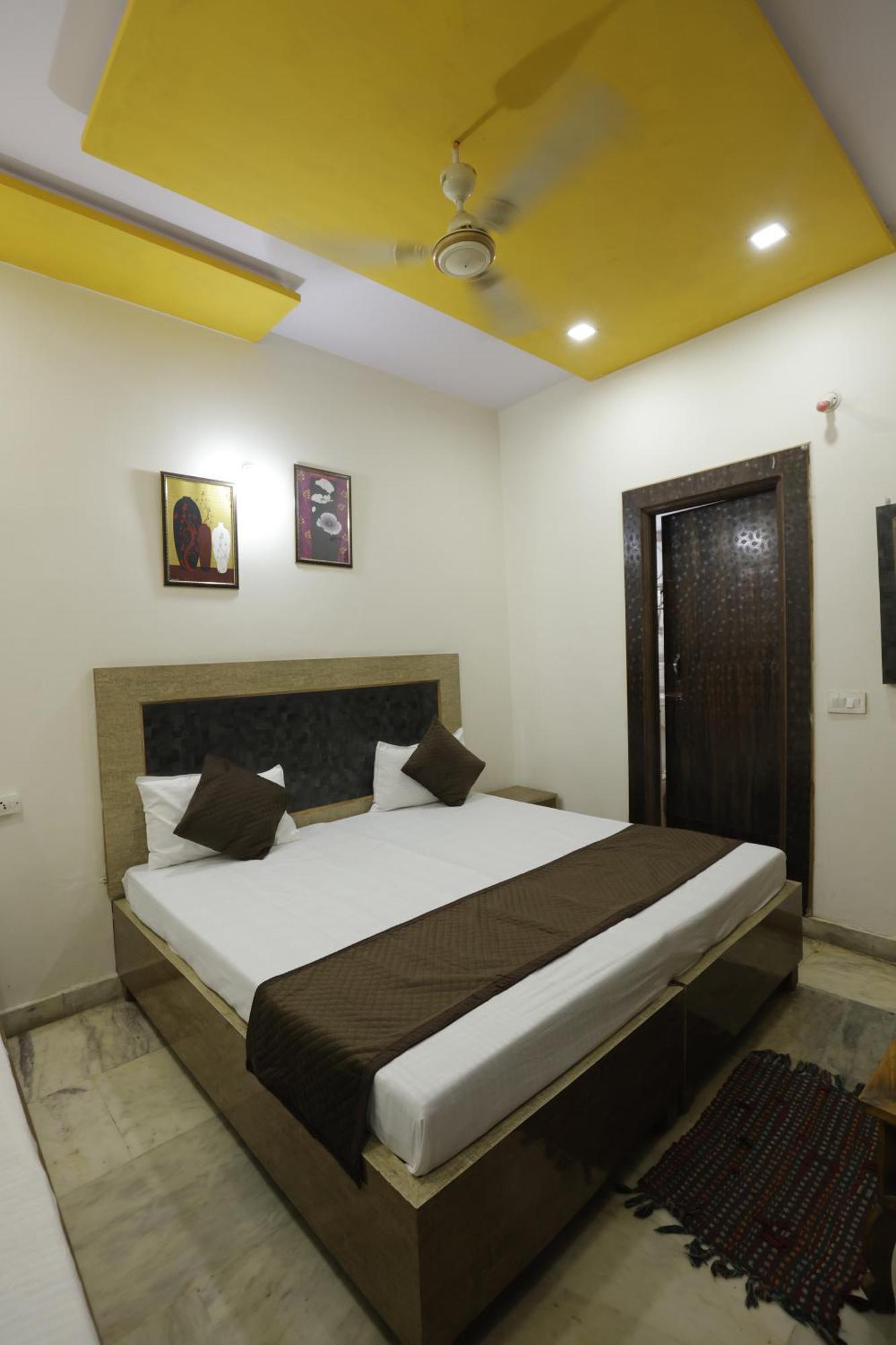 Basil Inn Home Stay Walking Distance From Taj Mahal Agra Agra  Exterior foto