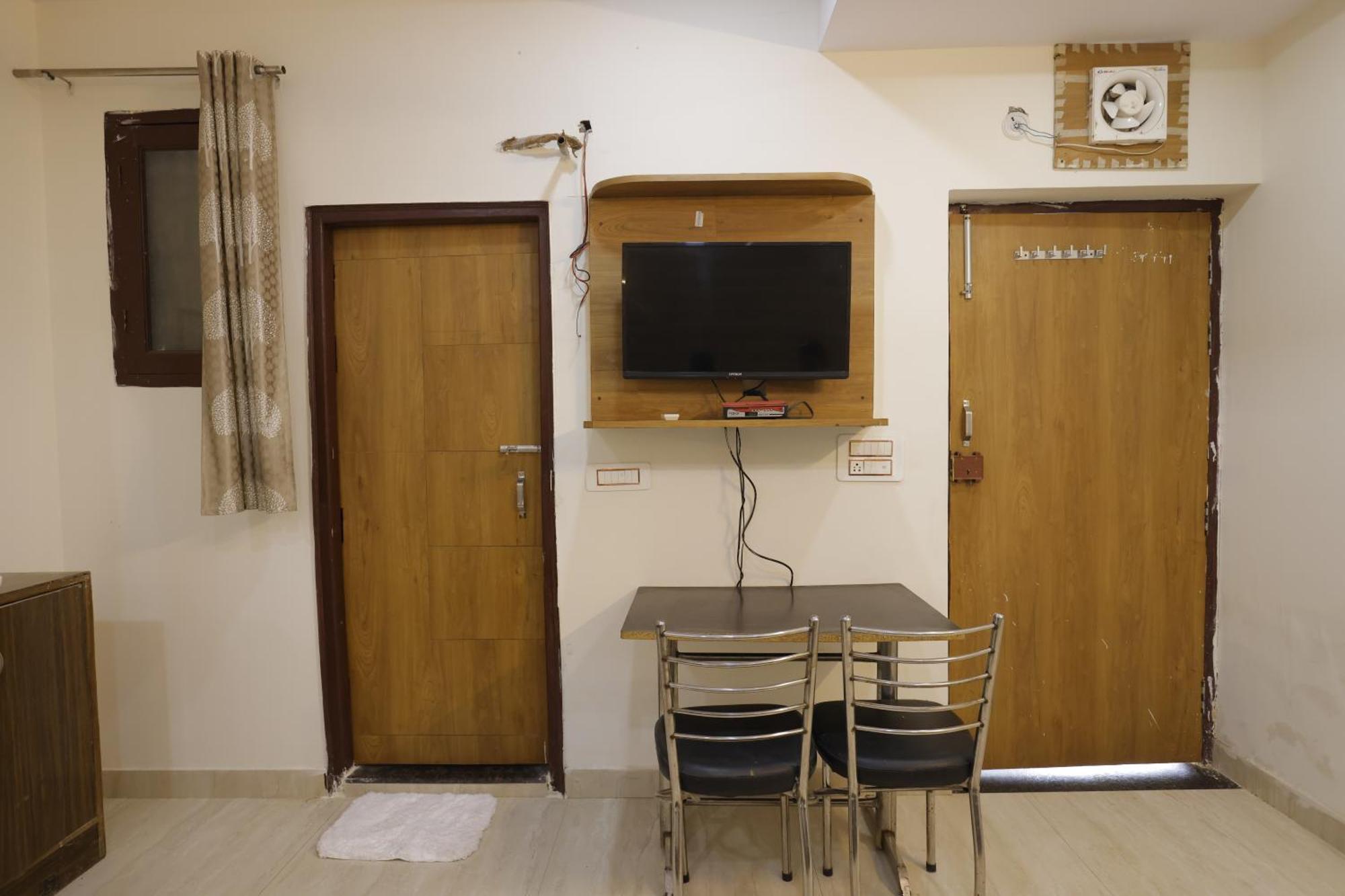 Basil Inn Home Stay Walking Distance From Taj Mahal Agra Agra  Exterior foto